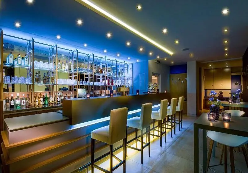 Kristallhotel Fettehenne