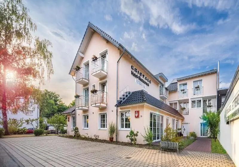 Kristallhotel Fettehenne