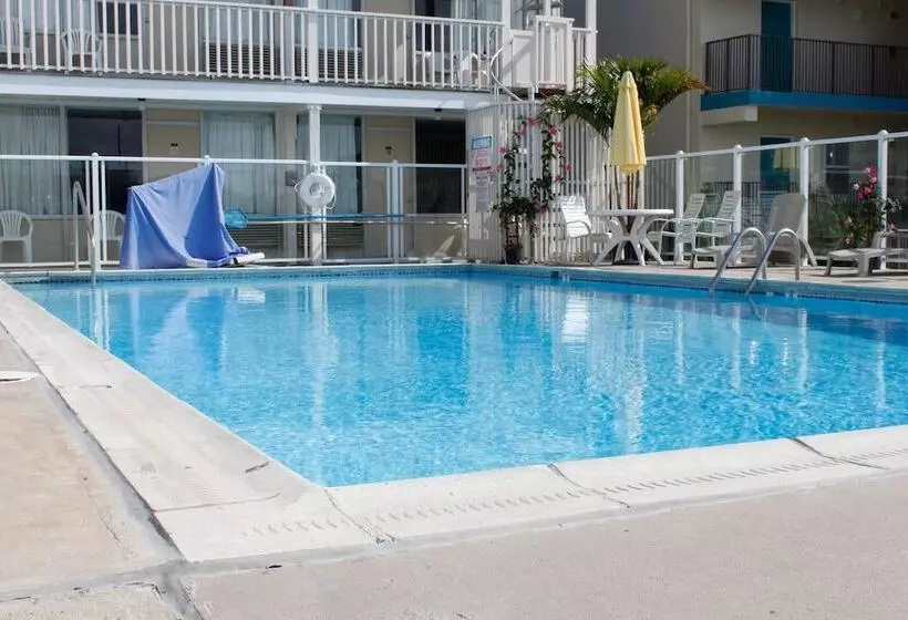 Seabonay Oceanfront Motel