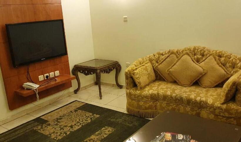 أجنحة النرجس أبها