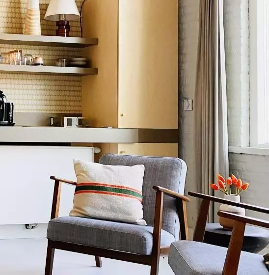 ベッドアンドブレックファースト Bij De Rode Deur