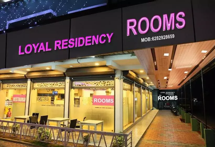 ベッドアンドブレックファースト Loyal Residency