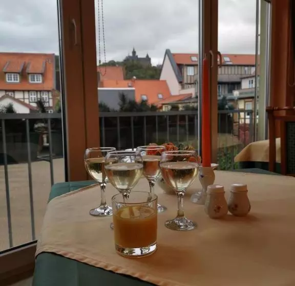 Aamiaismajoitus (B&B) Pension Alter Kutschenbauer