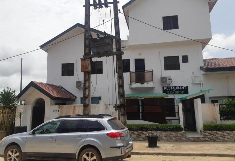 Block 3 Hotel And Suites