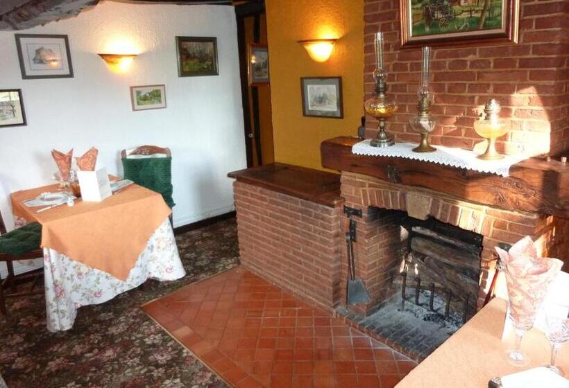 Отель Auberge Du Val Au Cesne