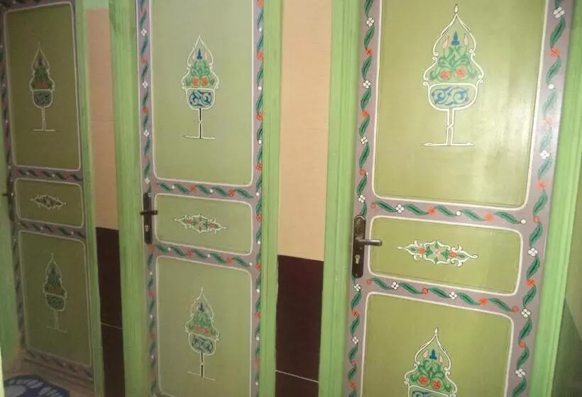 ホテル Des Voyageur