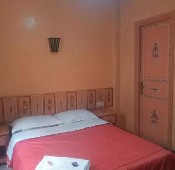 ホテル Des Voyageur