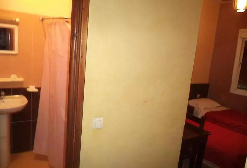 ホテル Des Voyageur