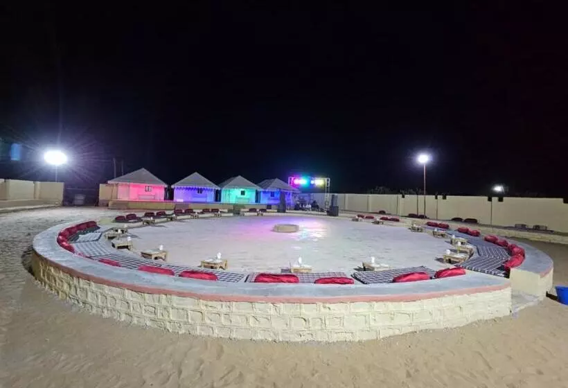 ホテル Desert Golden Eagle Camp