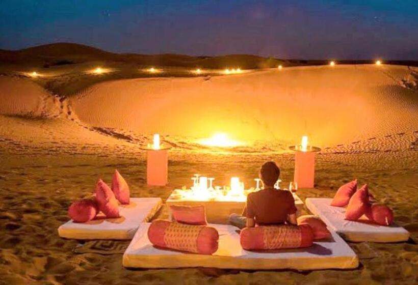 ホテル Desert Golden Eagle Camp