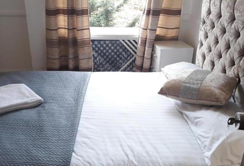 בית מלון כפרי King Garden