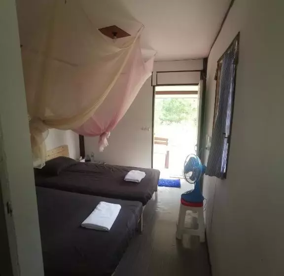 Hotelli Neverland Beach Village Bungalows