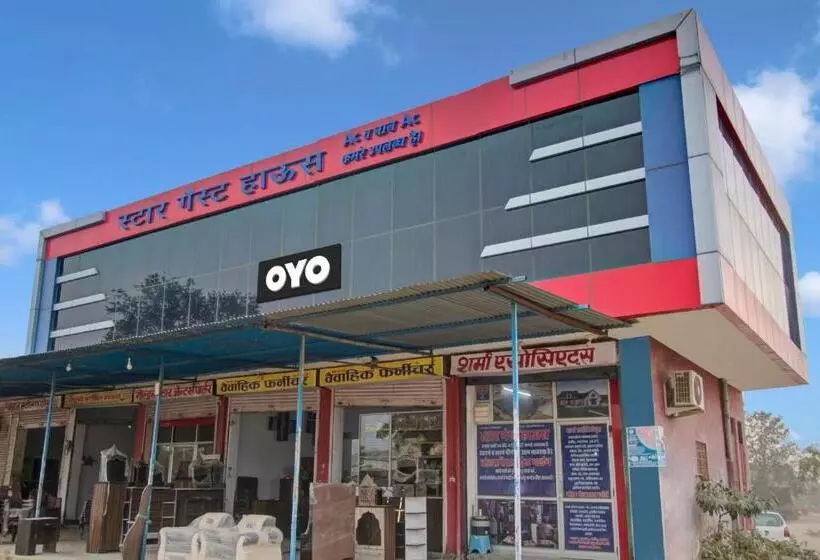 Hotelli Oyo Star Inn Guest House
