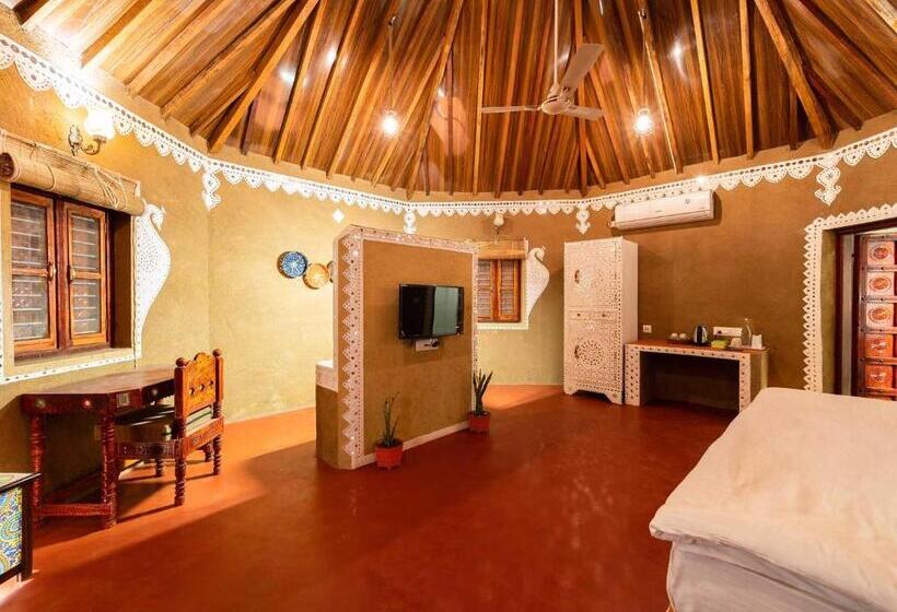 Отель Saachi Villagio Resort