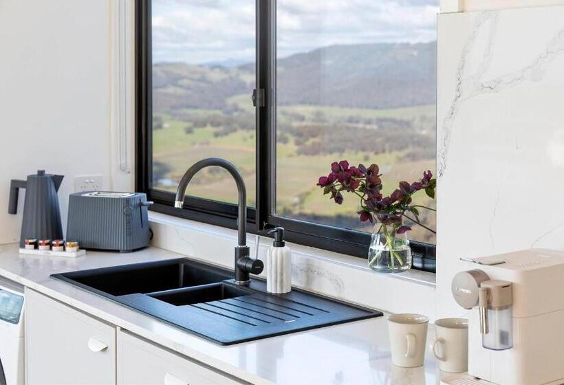 בית מלון כפרי The Bella Vista By Mt Bellevue