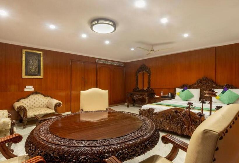 Hotel Treebo Seven Olives Hal