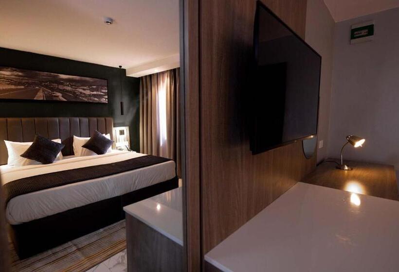 Ikogosi Warm Springs Resort