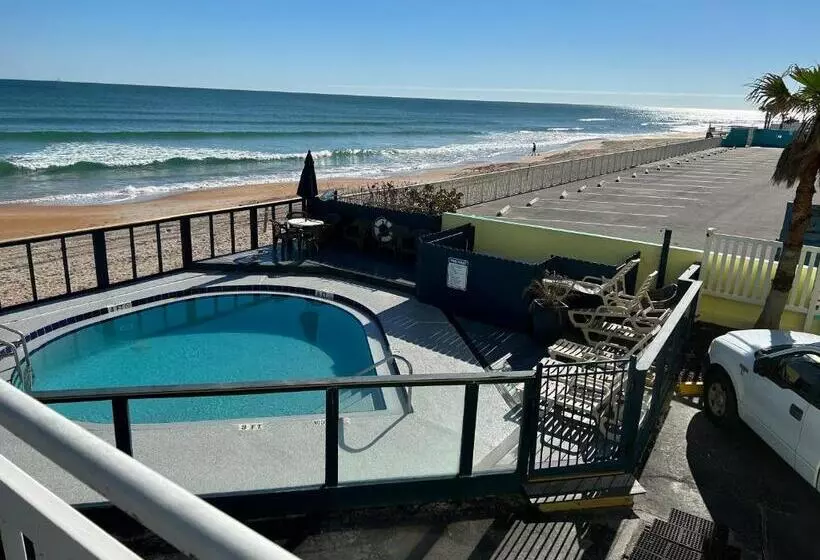 Ob Oceanfront Studio   Closest To The Beach