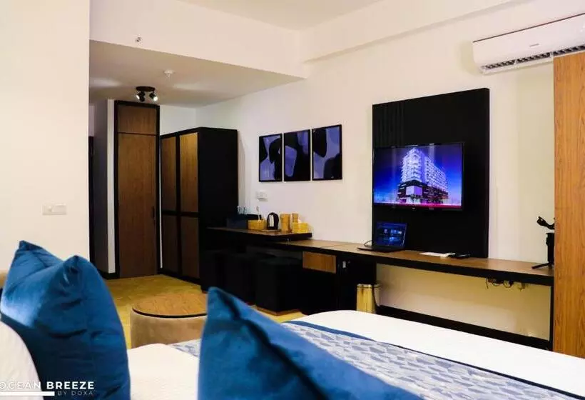 Ocean Breeze By Doxa