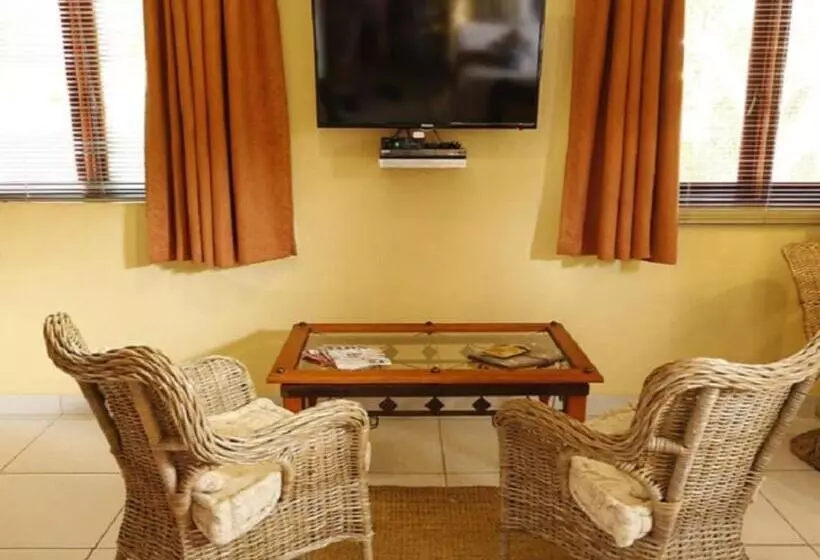 پانسیون An Exclusive Guesthouse Too