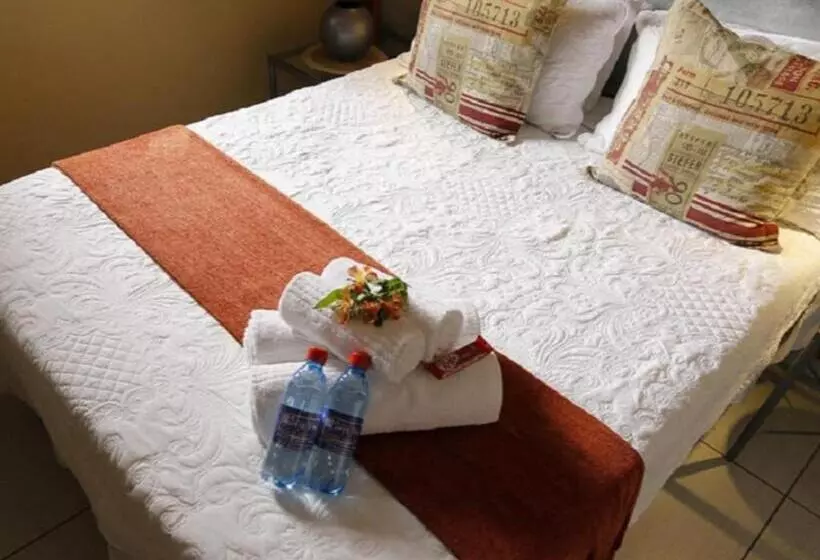 پانسیون An Exclusive Guesthouse Too