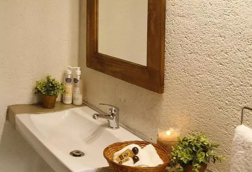 پانسیون An Exclusive Guesthouse Too