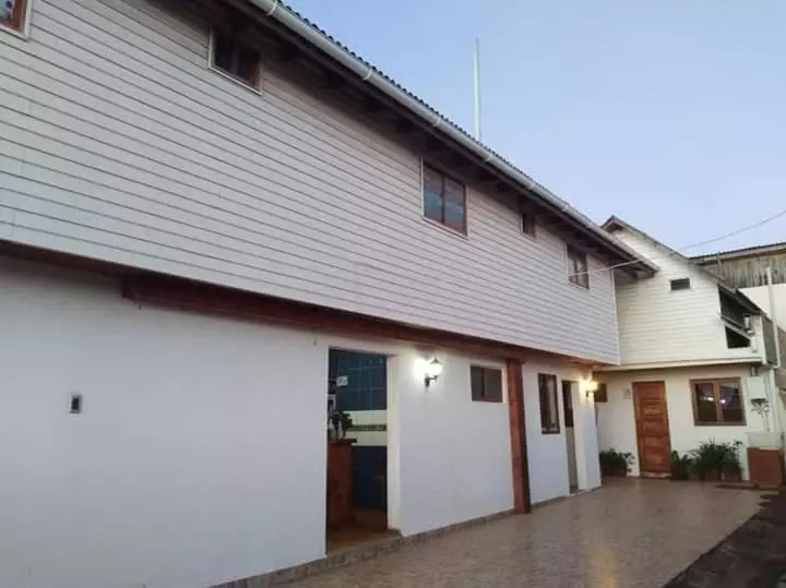 پانسیون Oceano Hostel