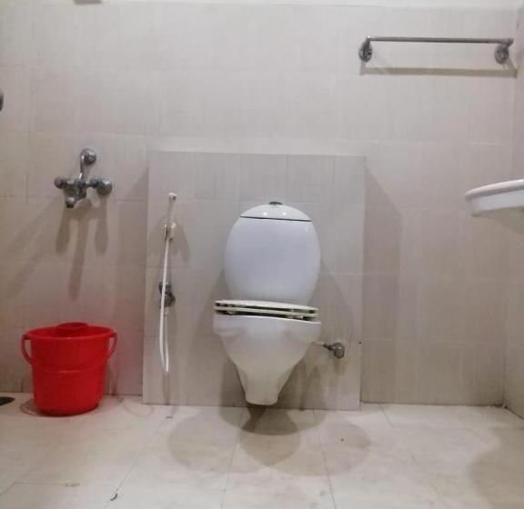 بنسيون Oyo Homes Sri Mahalaxmi Lodge