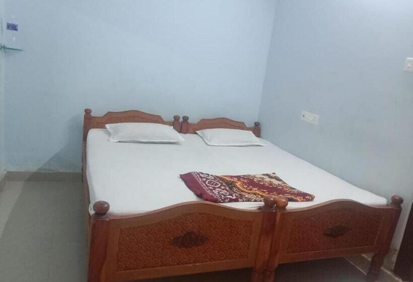 بنسيون Oyo Homes Sri Mahalaxmi Lodge