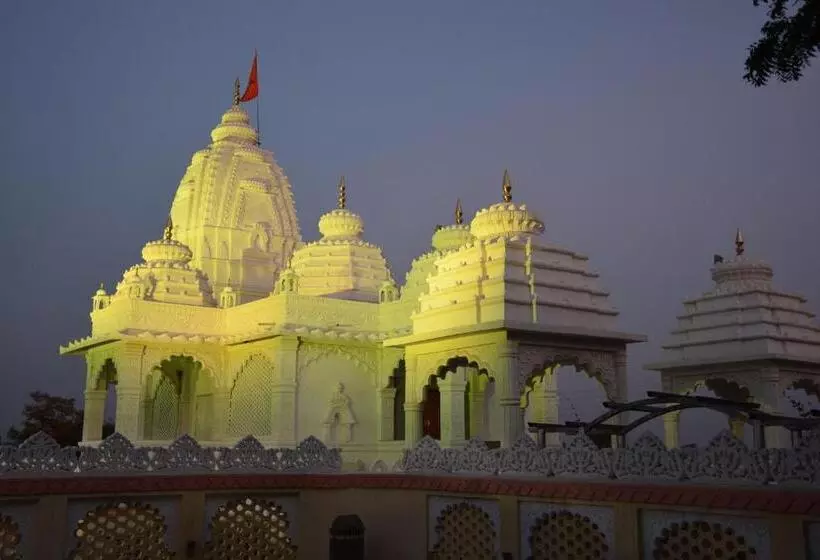 リゾートホテル Radhakunj Agrotourism Stays