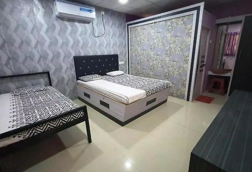 リゾートホテル Radhakunj Agrotourism Stays