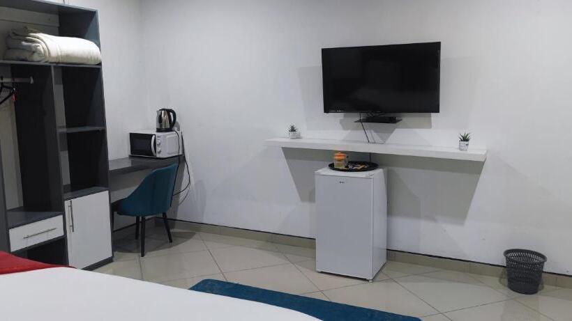 Royal/hilton Bed & Breakfast