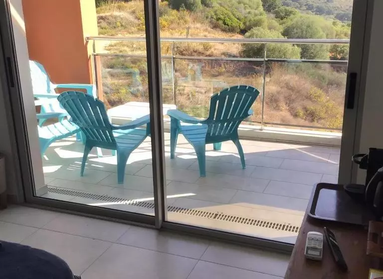 ベッドアンドブレックファースト Suite Avec 2 Chambres D Hôtes Pour 1 à 4 Personnes Avec Terrasse, Vue Mer, Parking Privé, Proche Por