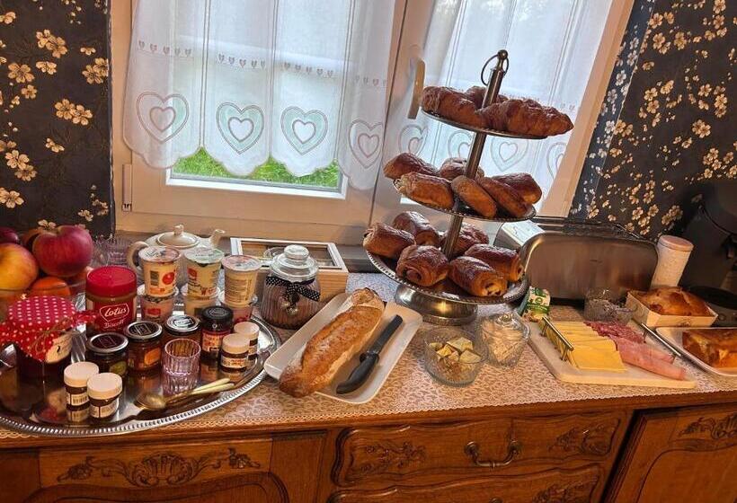 Bed and Breakfast Le Terrier, Chambre D Hôtes à Thème Alice Au Pays Des Merveilles