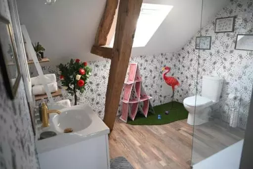 Aamiaismajoitus (B&B) Le Terrier, Chambre D Hôtes à Thème Alice Au Pays Des Merveilles
