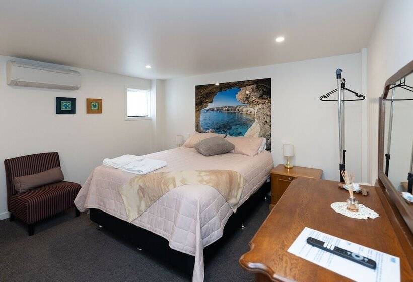 민박 Tui Lodge Oakura