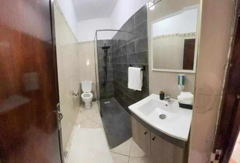 Aamiaismajoitus (B&B) Villa Maya