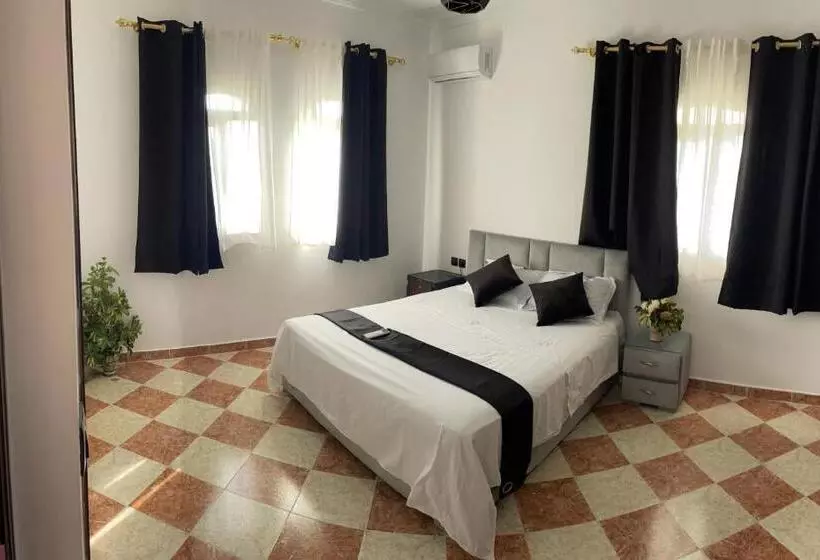 Aamiaismajoitus (B&B) Villa Maya