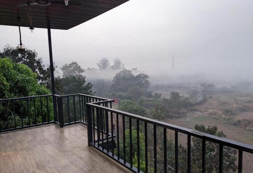 Bed and Breakfast Whitemist By Shellters