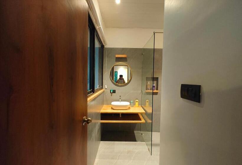 Bed and Breakfast Whitemist By Shellters