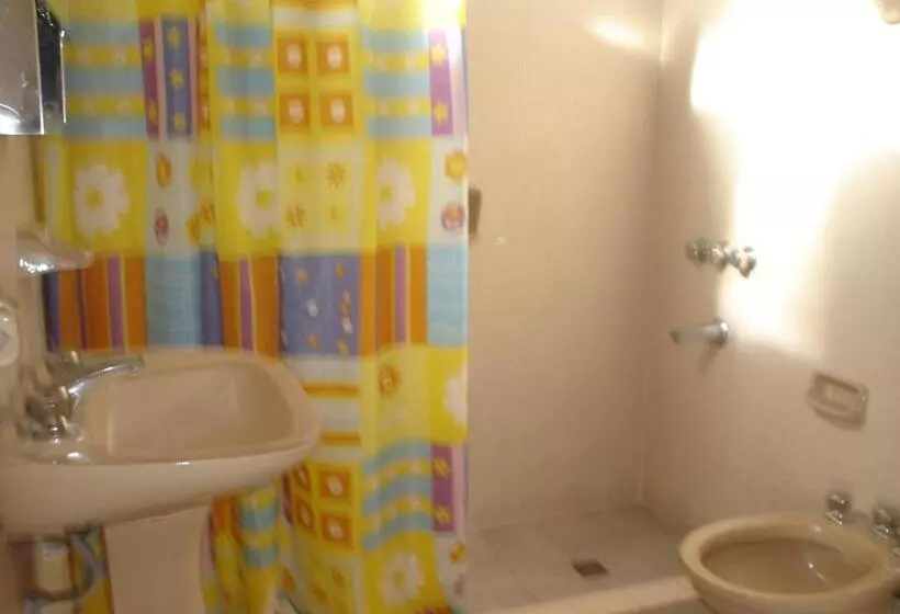 Complejo Turístico Hostal Madryn