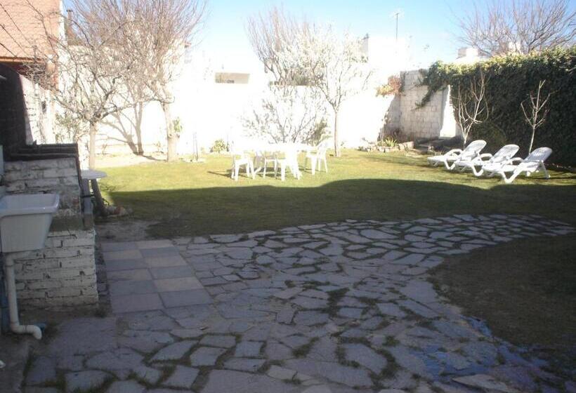Complejo Turístico Hostal Madryn