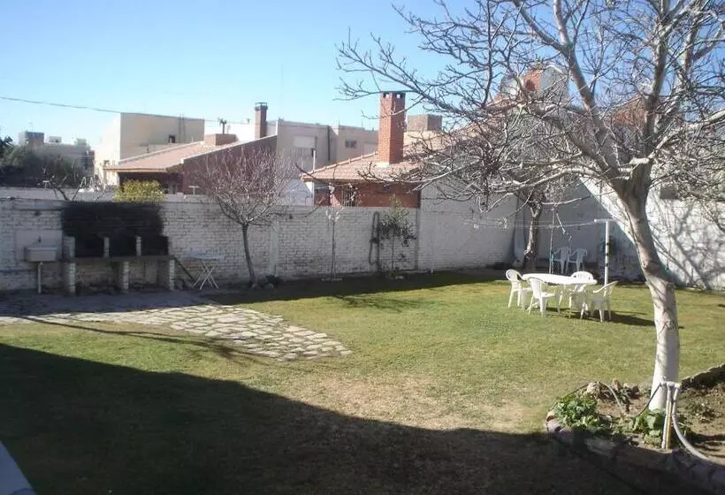 Complejo Turístico Hostal Madryn