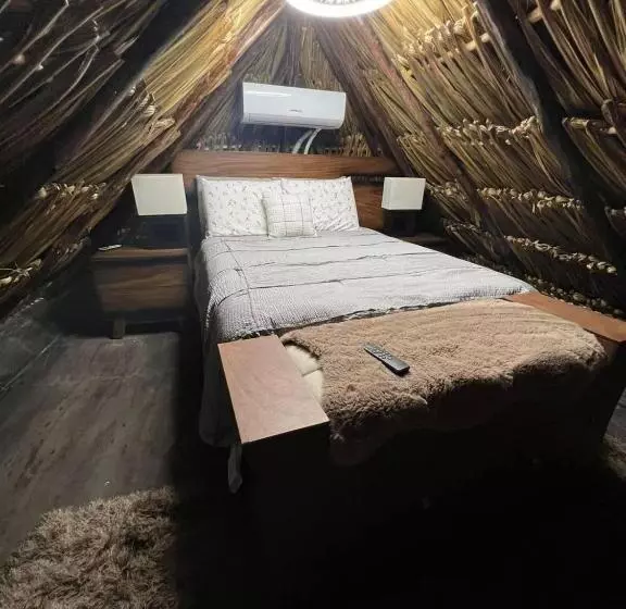 ホテル Cabañas Casvar