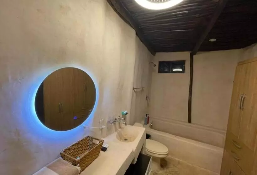 ホテル Cabañas Casvar