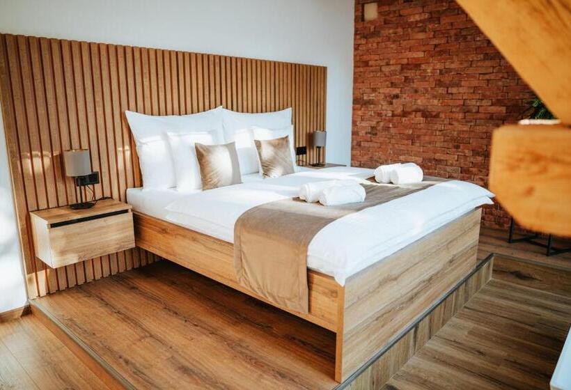 فندق Galerie Mlýn žeraviny