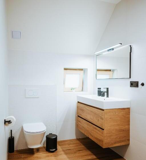 فندق Galerie Mlýn žeraviny