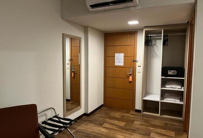 هتل Apart No Intercity