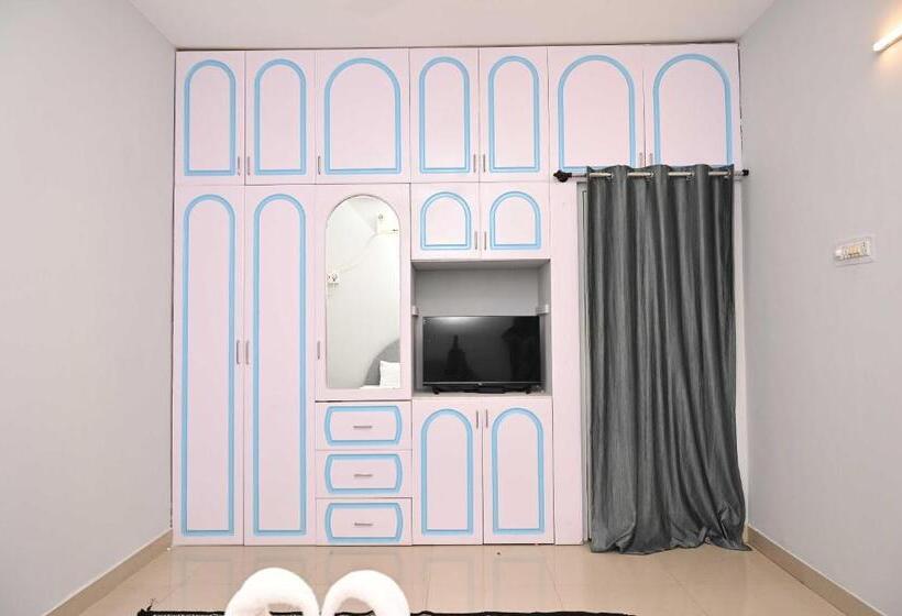 Hotel Oyo Flagship The Angel Villa