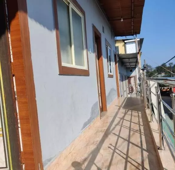 ホテル Samarth Home Stay